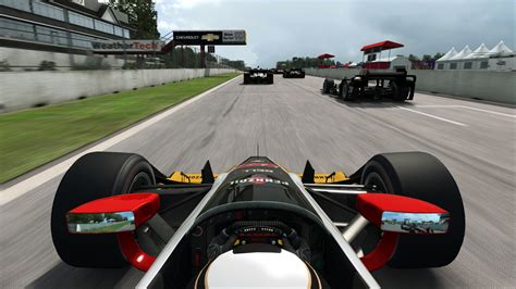 Racing Gameの金字塔！リアルなグラフィックとスリル満点のレースが楽しめる「RaceRoom Racing Experience」の魅力に迫る！